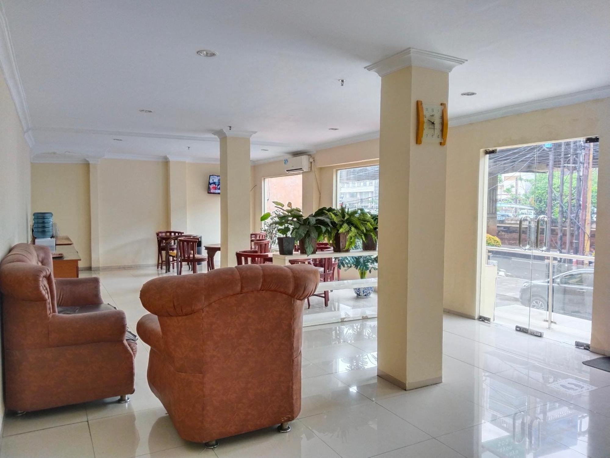 Metro Powered By Cocotel 3* Bekasi